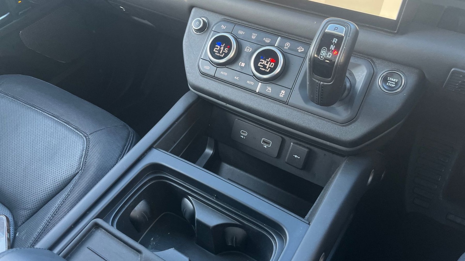 Used Land Rover Defender 2023 for sale - 77176942: Photo 13