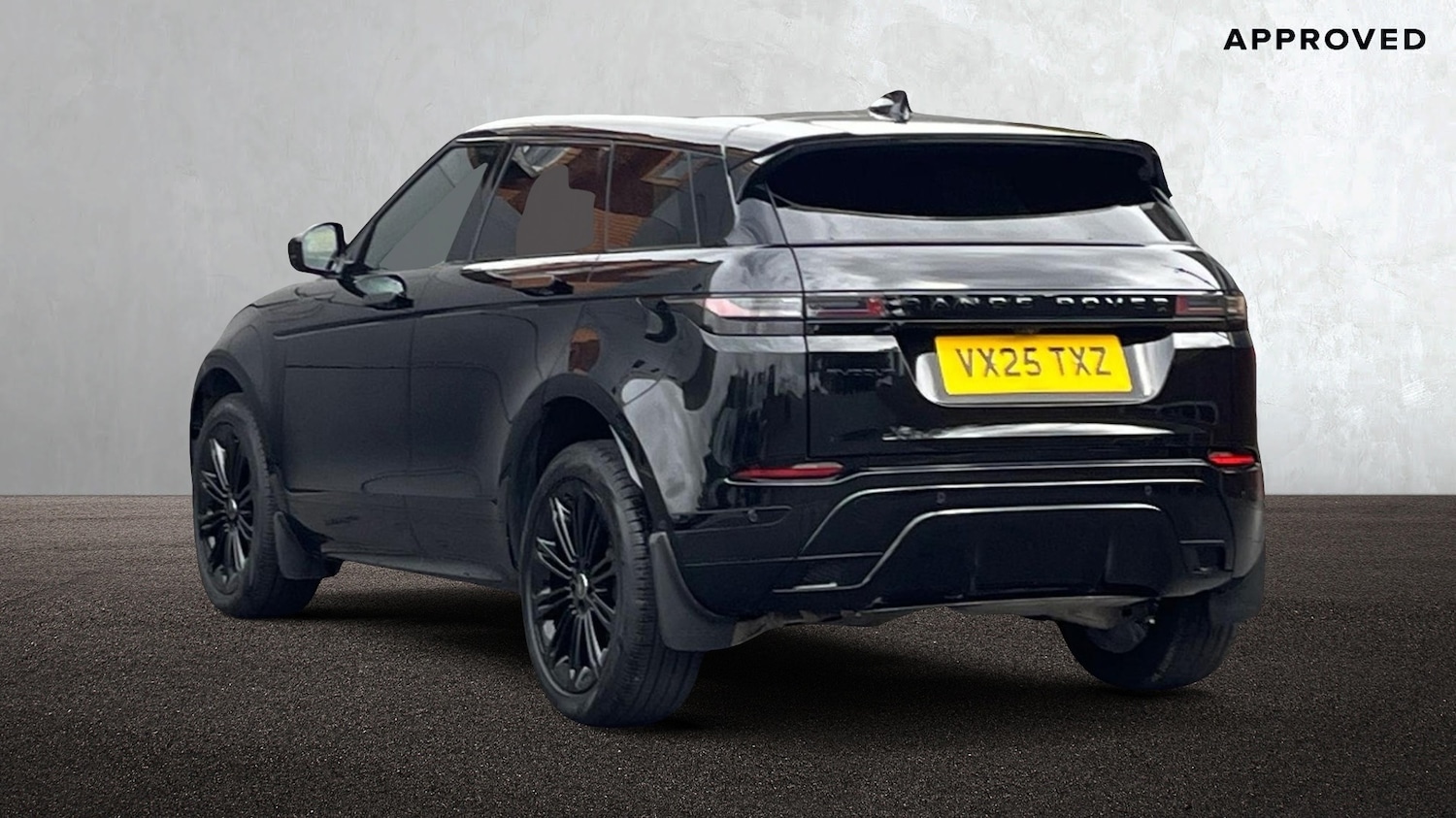 Used Land Rover Range Rover Evoque 2025 for sale - 76400295: Photo 2