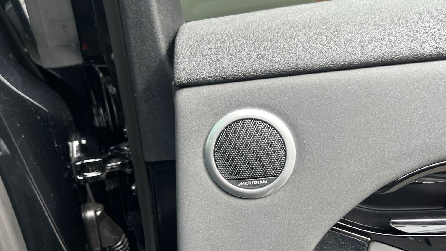 Used Land Rover Range Rover Evoque 2025 for sale - 76400295: Photo 23