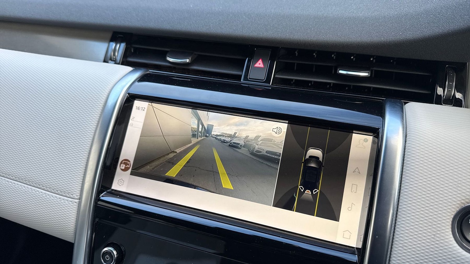 Used Land Rover Discovery Sport 2022 for sale - 77551535: Photo 12