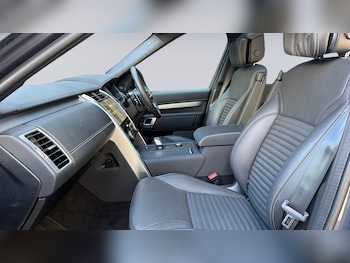 Used Land Rover Discovery 2026 for sale - 79108149: Photo