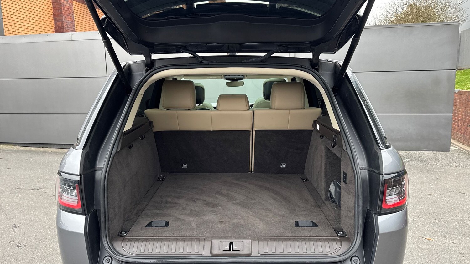 Used Land Rover Range Rover Sport 2020 for sale - 77785627: Photo 10