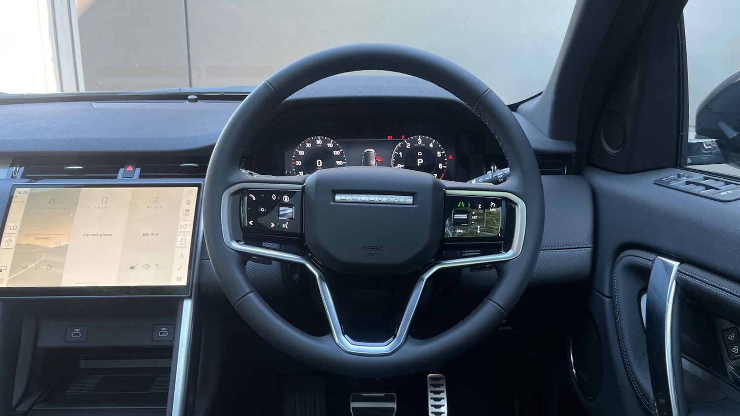 Used Land Rover Discovery Sport 2025 for sale - 76110639: Photo 15