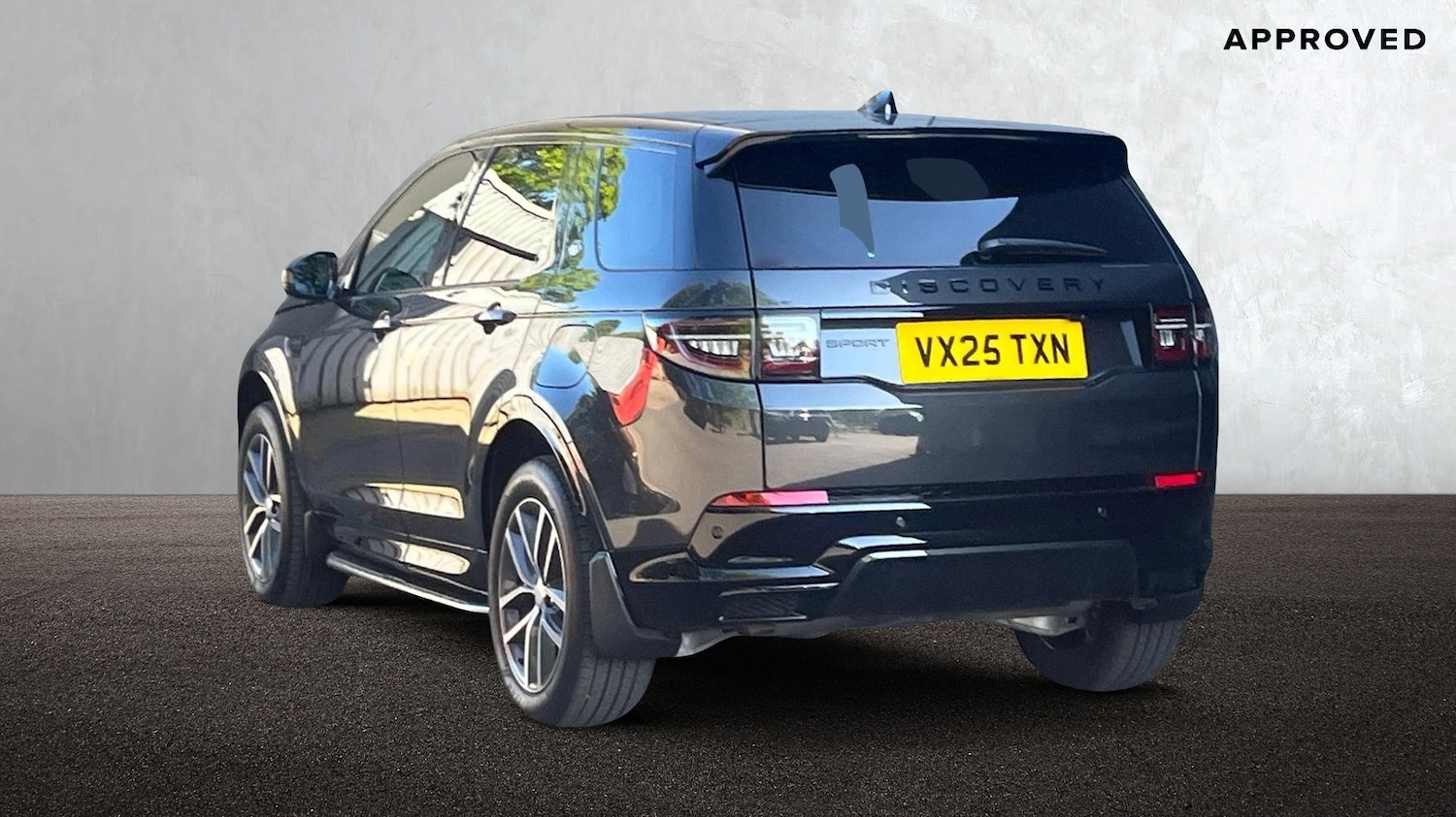 Used Land Rover Discovery Sport 2025 for sale - 76110639: Photo 2