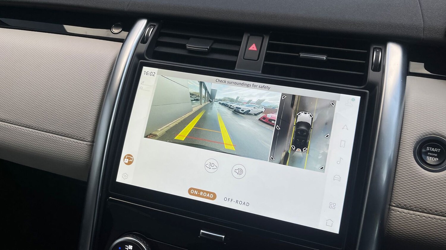 Used Land Rover Discovery 2022 for sale - 76434231: Photo 12