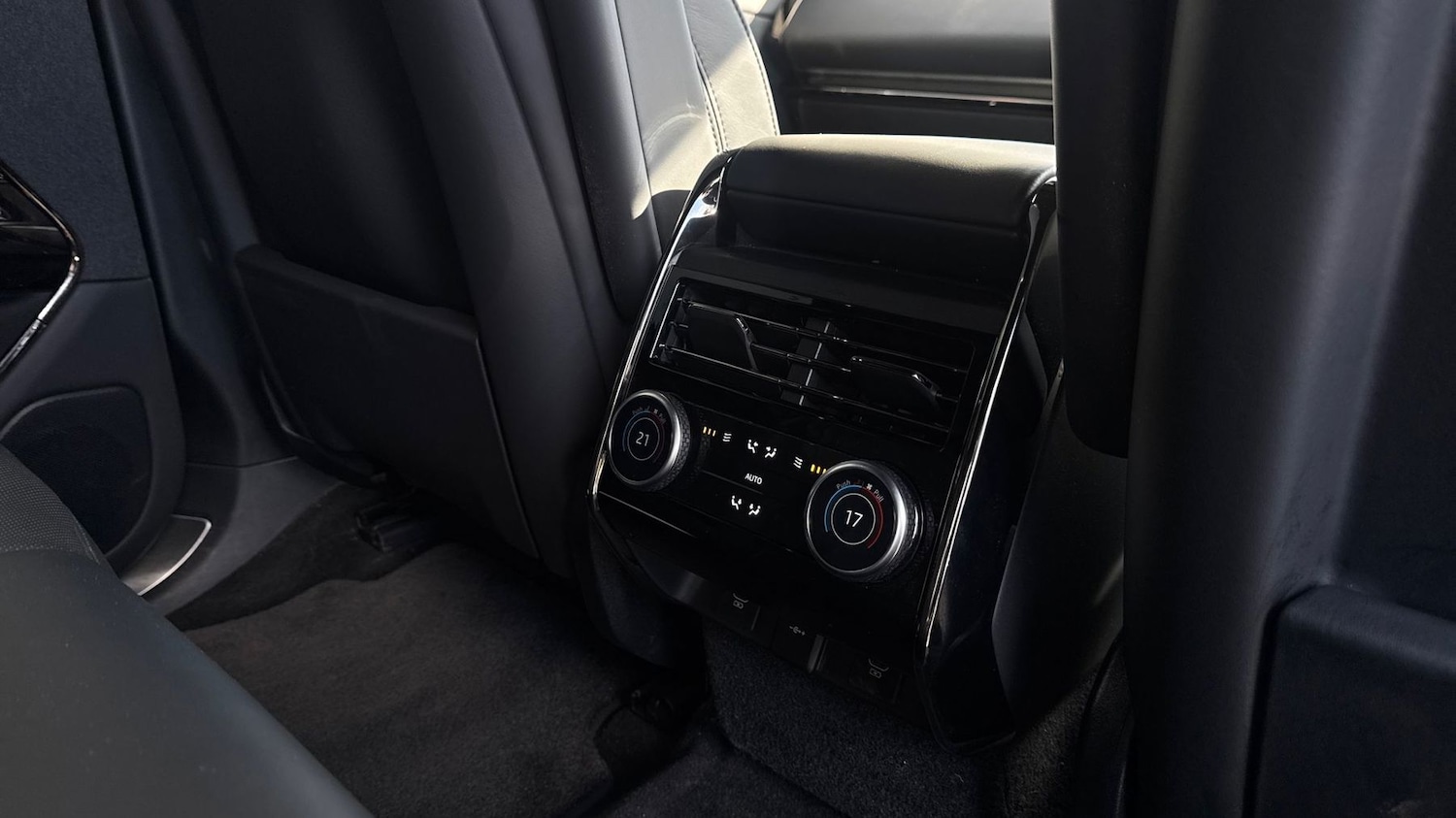 Used Land Rover Range Rover Sport 2024 for sale - 77910680: Photo 18