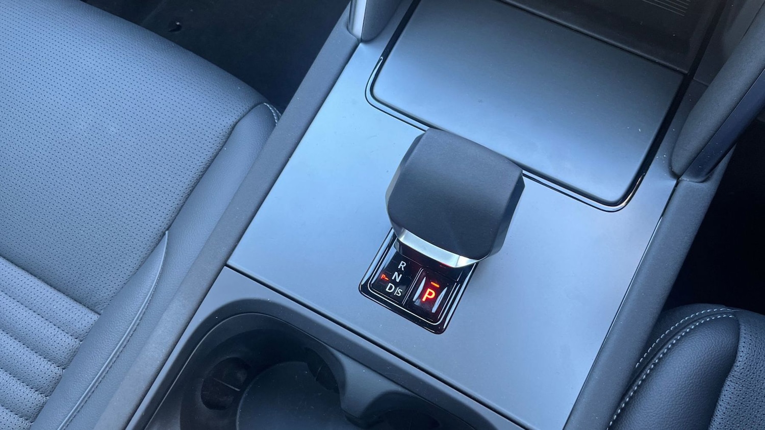 Used Land Rover Discovery Sport 2025 for sale - 77177752: Photo 13