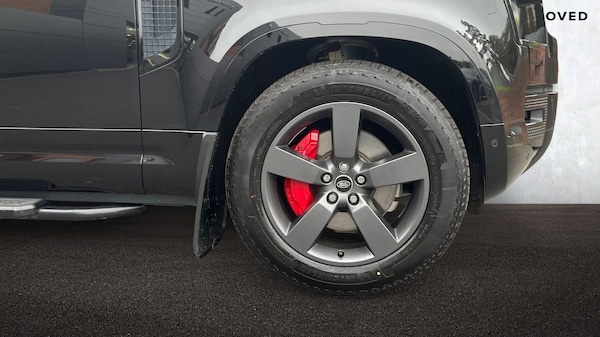 Used Land Rover Defender 2023 for sale - 76296982: Photo 8