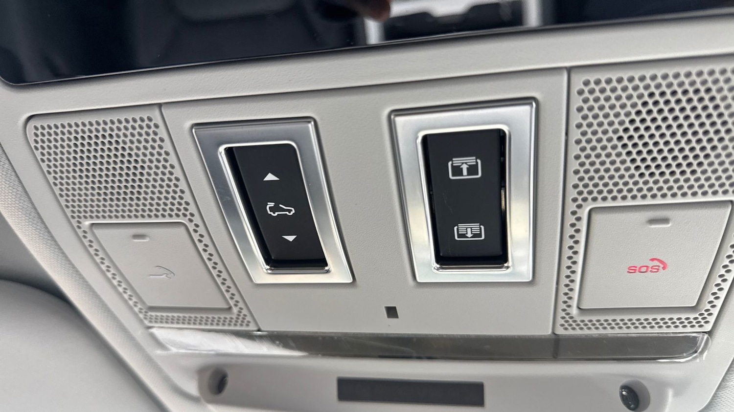 Used Land Rover Defender 2025 for sale - 77372482: Photo 23