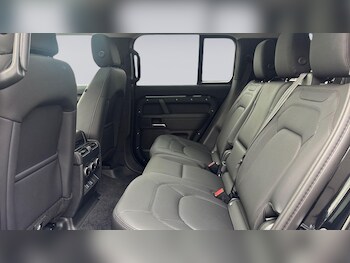 Used Land Rover Defender 2025 for sale - 77372482: Photo