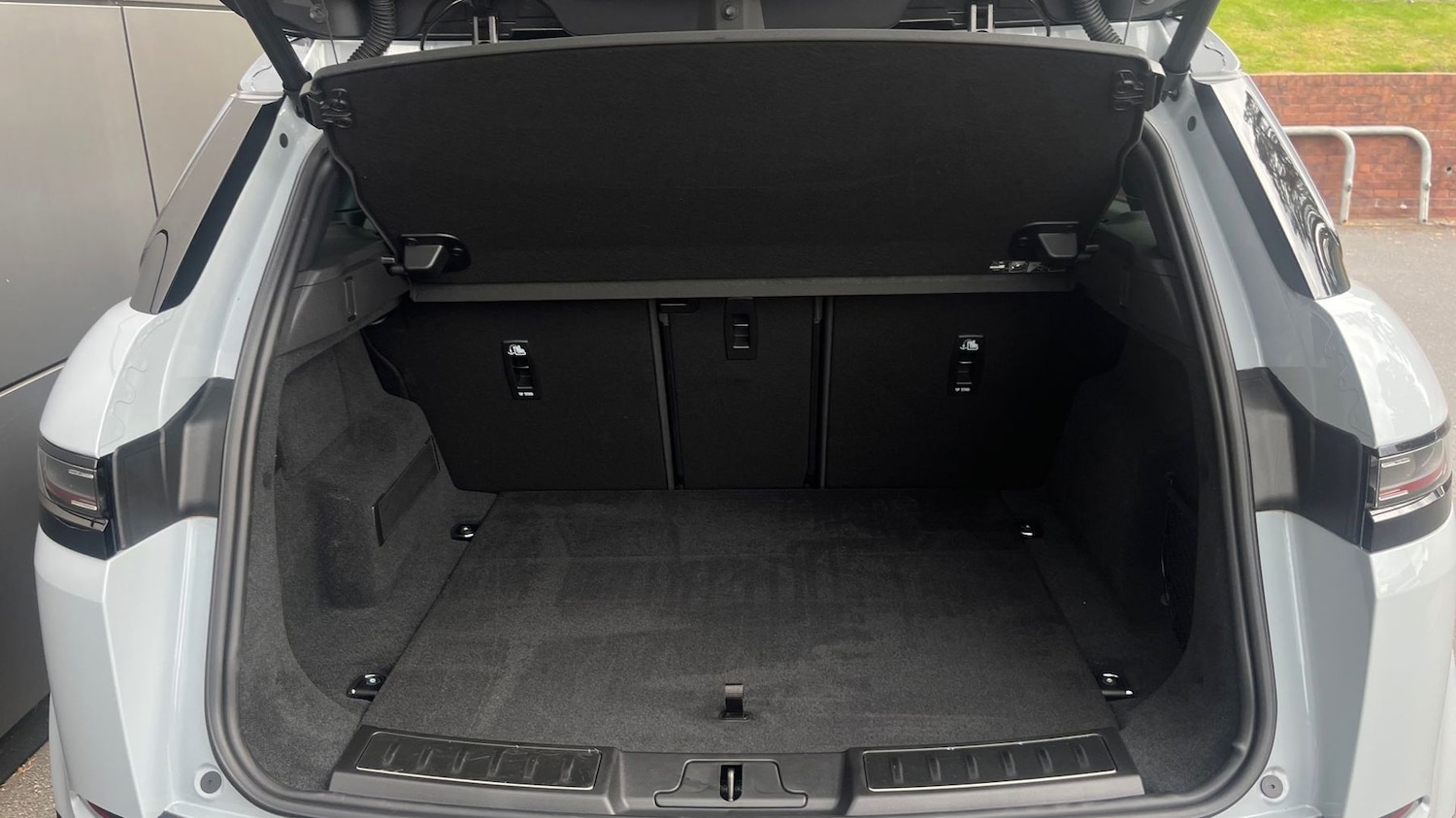 Used Land Rover Range Rover Evoque 2025 for sale - 77177296: Photo 10