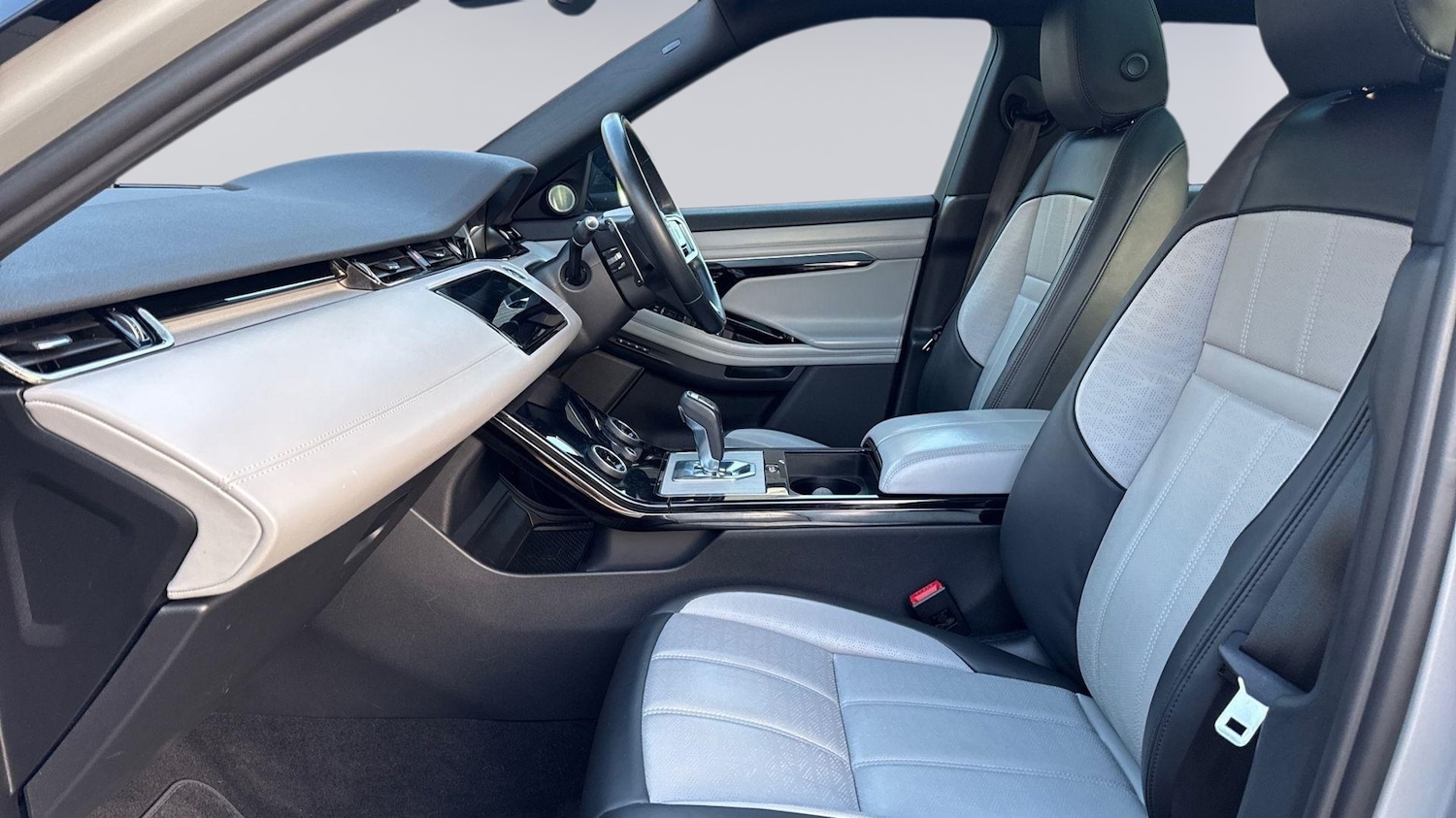 Used Land Rover Range Rover Evoque 2022 for sale - 77177697: Photo 3