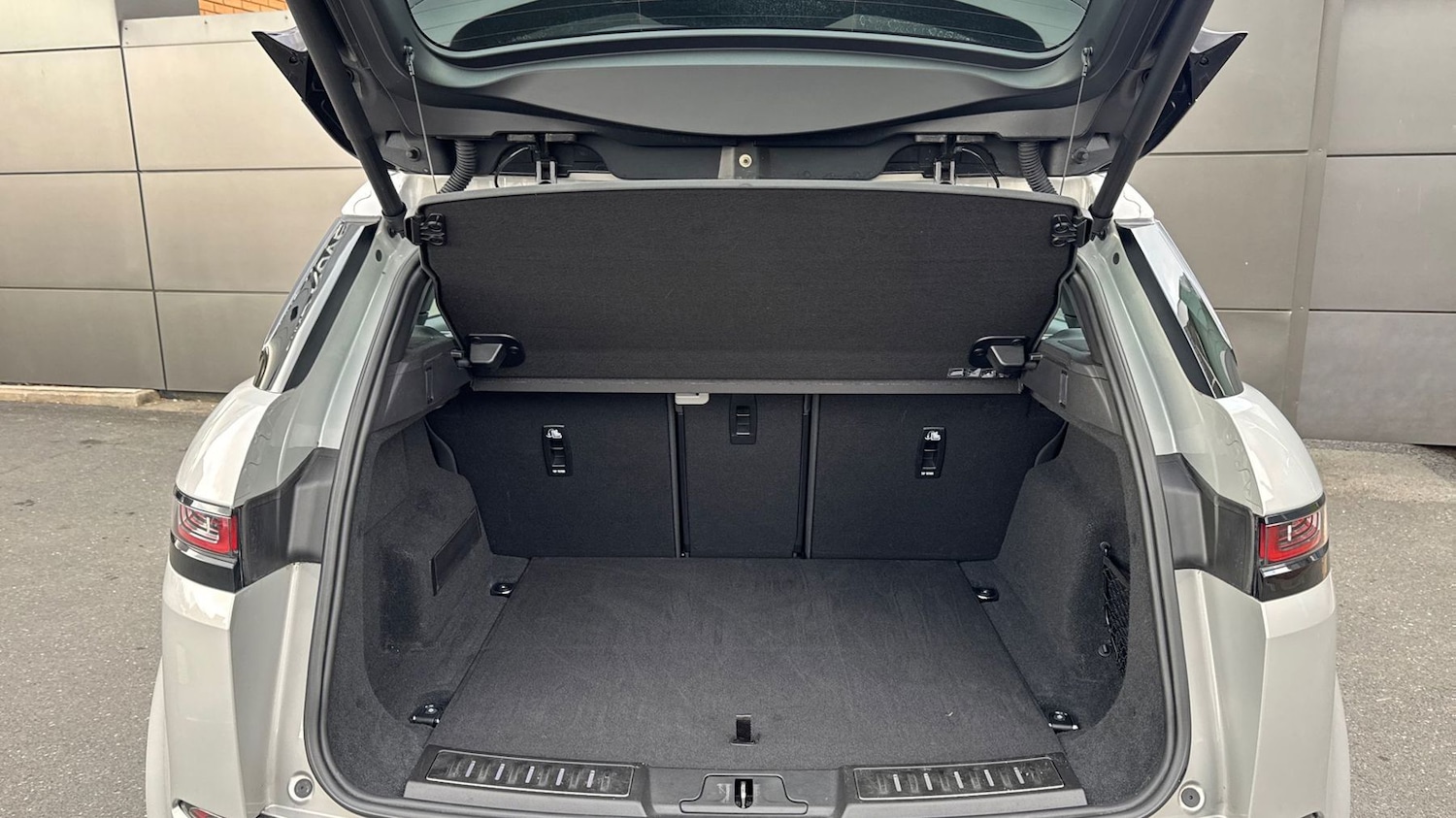 Used Land Rover Range Rover Evoque 2023 for sale - 78008567: Photo 10