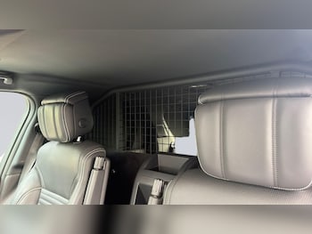 Used Land Rover Discovery 2022 for sale - 78936159: Photo