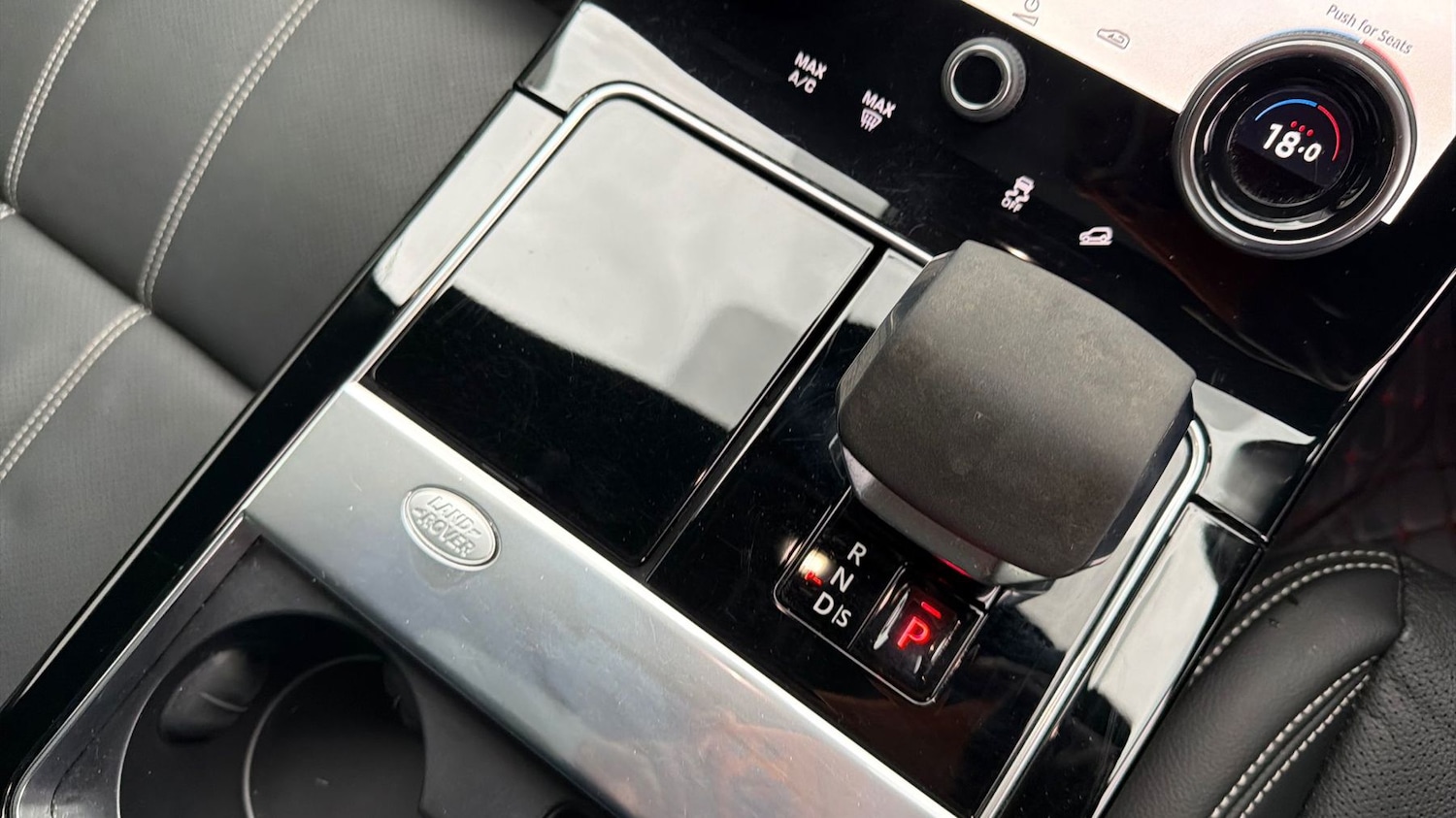 Used Land Rover Range Rover Velar 2023 for sale - 78206391: Photo 13