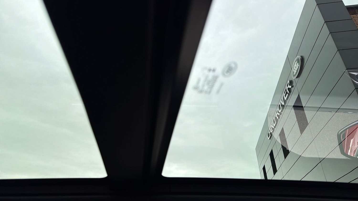 Used Land Rover Range Rover Velar 2023 for sale - 78206391: Photo 21