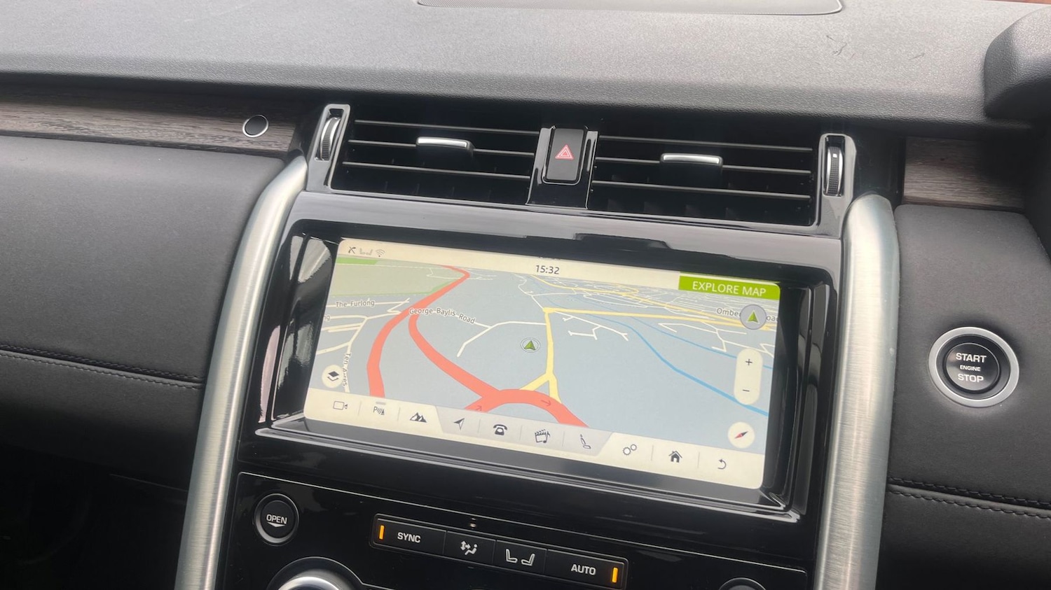 Used Land Rover Discovery 2017 for sale - 76296974: Photo 11