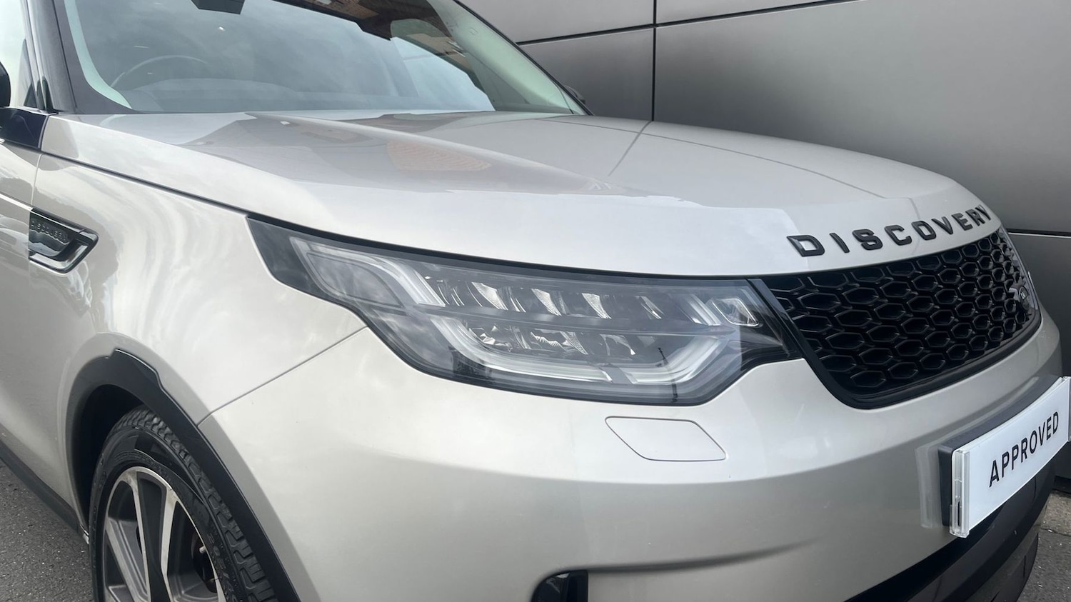 Used Land Rover Discovery 2017 for sale - 76296974: Photo 17