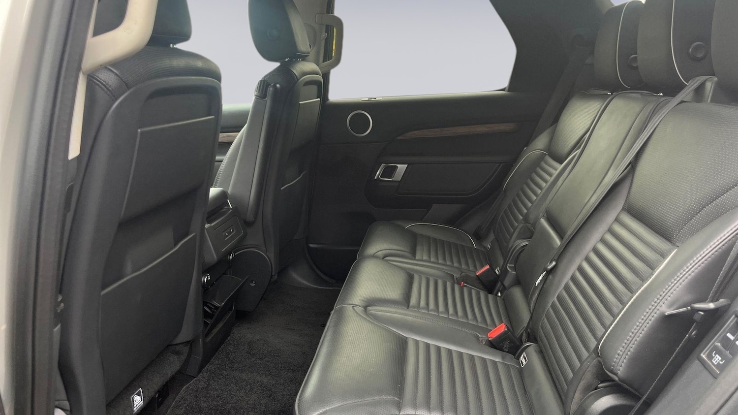 Used Land Rover Discovery 2017 for sale - 76296974: Photo 4