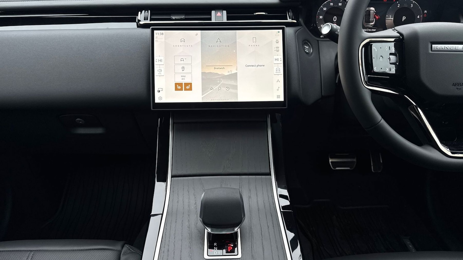 Used Land Rover Range Rover Velar 2026 for sale - 77457377: Photo 14