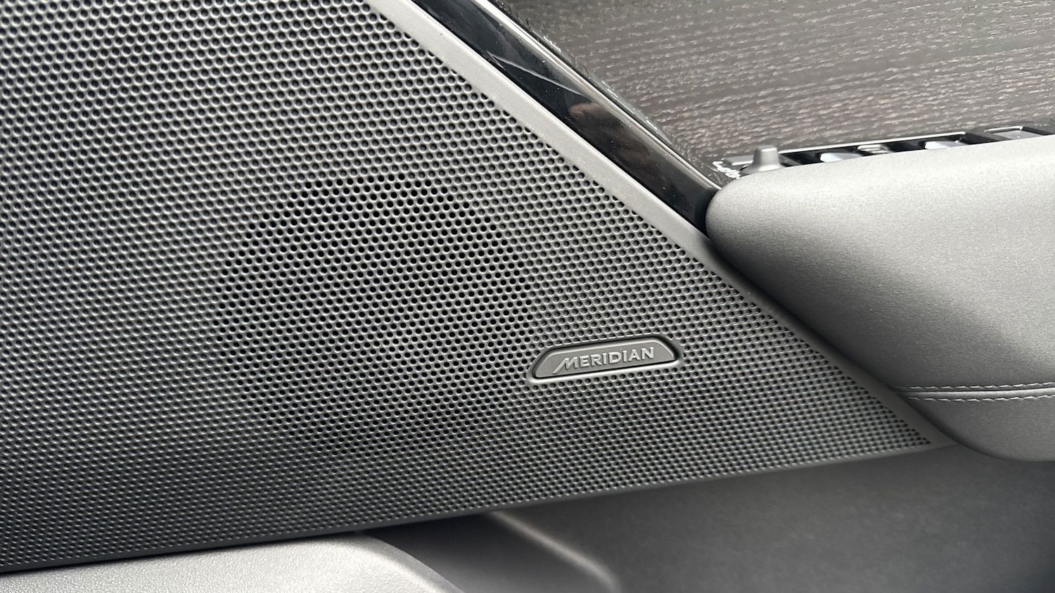 Used Land Rover Range Rover Velar 2026 for sale - 77457377: Photo 22