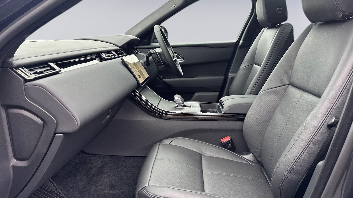 Used Land Rover Range Rover Velar 2026 for sale - 77457377: Photo 3