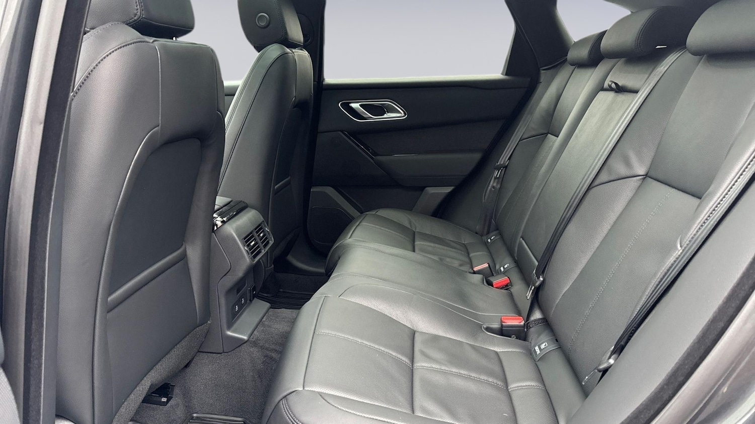 Used Land Rover Range Rover Velar 2026 for sale - 77457377: Photo 4