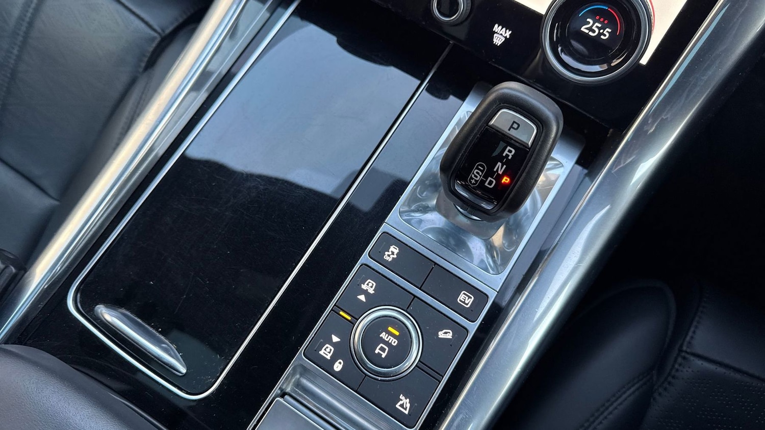 Used Land Rover Range Rover Sport 2020 for sale - 77132750: Photo 13