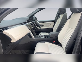 Used Land Rover Discovery Sport 2025 for sale - 77177002: Photo