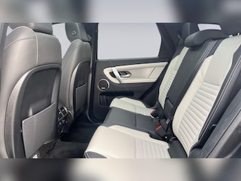Used Land Rover Discovery Sport 2025 for sale - 77177002: Photo