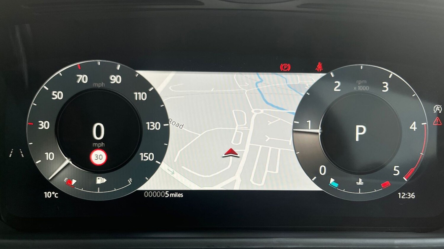 Used Land Rover Range Rover Velar 2025 for sale - 76110849: Photo 16