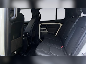 Used Land Rover Defender 2022 for sale - 76111075: Photo