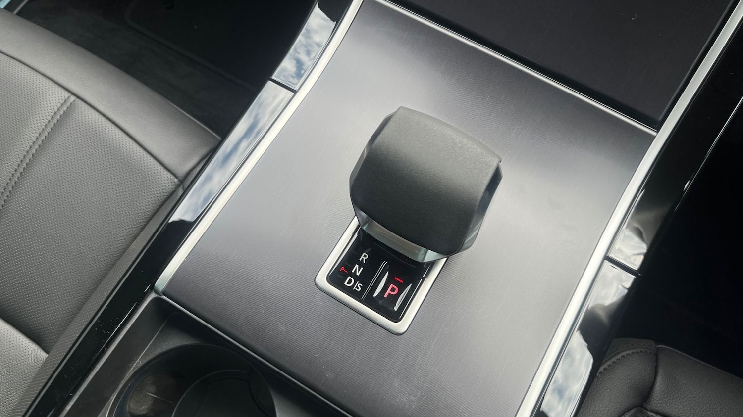 Used Land Rover Range Rover Evoque 2025 for sale - 76111564: Photo 13