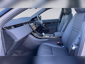 Used Land Rover Range Rover Evoque 2025 for sale - 76111564: Photo 3