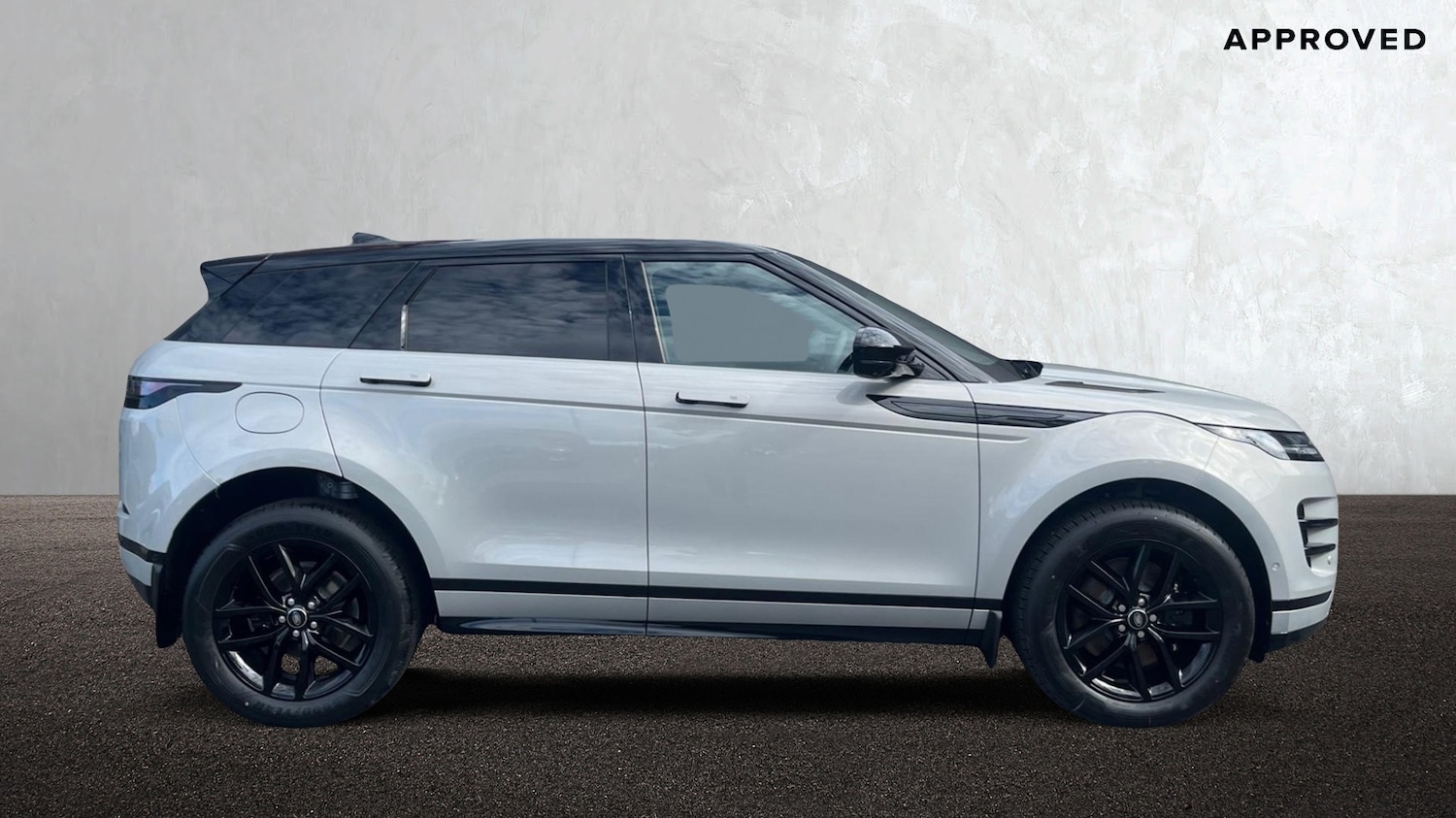 Used Land Rover Range Rover Evoque 2025 for sale - 76111564: Photo 5