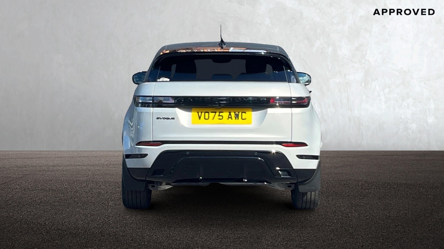Used Land Rover Range Rover Evoque 2025 for sale - 76111564: Photo 6
