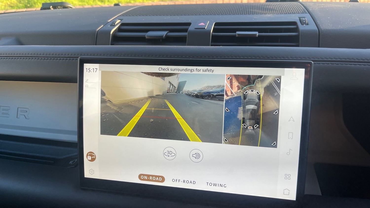 Used Land Rover Defender 2022 for sale - 76609237: Photo 12