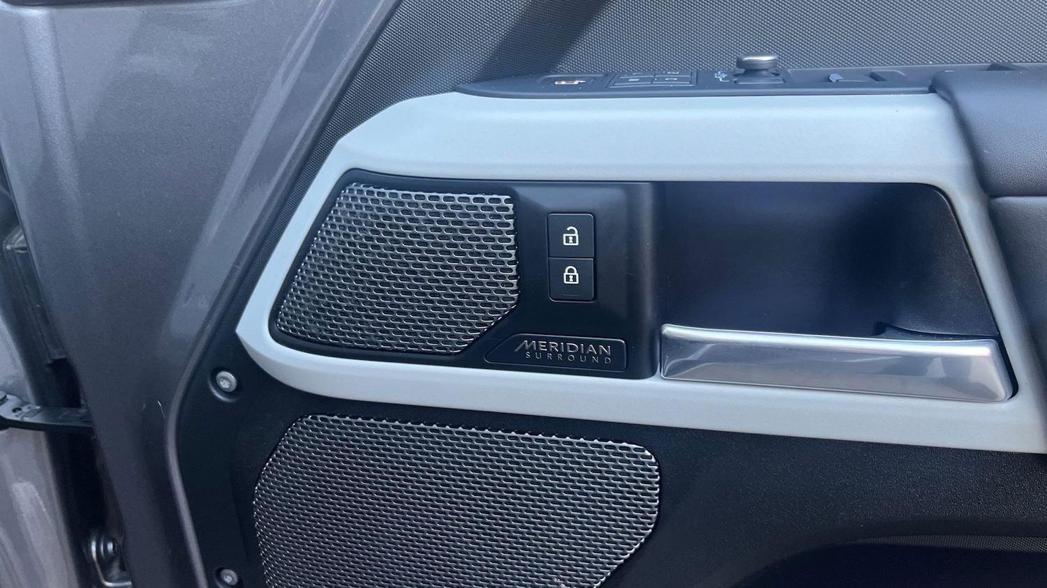 Used Land Rover Defender 2022 for sale - 76609237: Photo 24