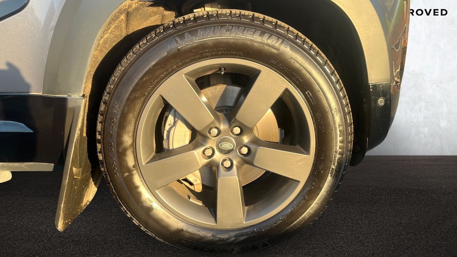 Used Land Rover Defender 2022 for sale - 76609237: Photo 8