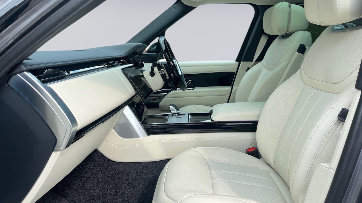 Used Land Rover Range Rover 2025 for sale - 76110745: Photo 3