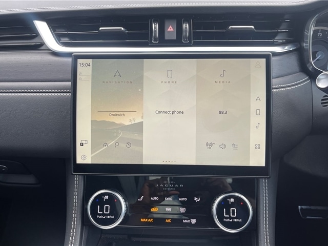 Used Jaguar F-Pace 2023 for sale - 76110523: Photo 14