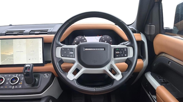 Used Land Rover Defender 2022 for sale - 76296981: Photo 15