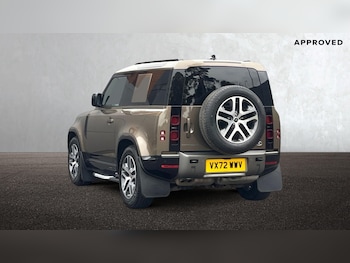 Used Land Rover Defender 2022 for sale - 76296981: Photo