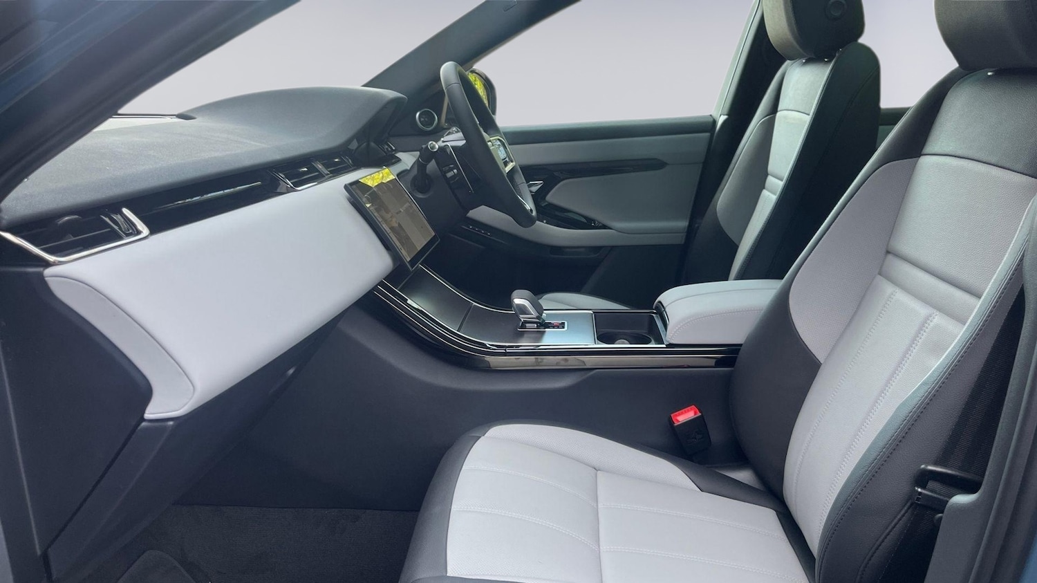 Used Land Rover Range Rover Evoque 2025 for sale - 76110681: Photo 3