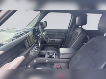 Used Land Rover Defender 90 2022 for sale - 79226455: Photo