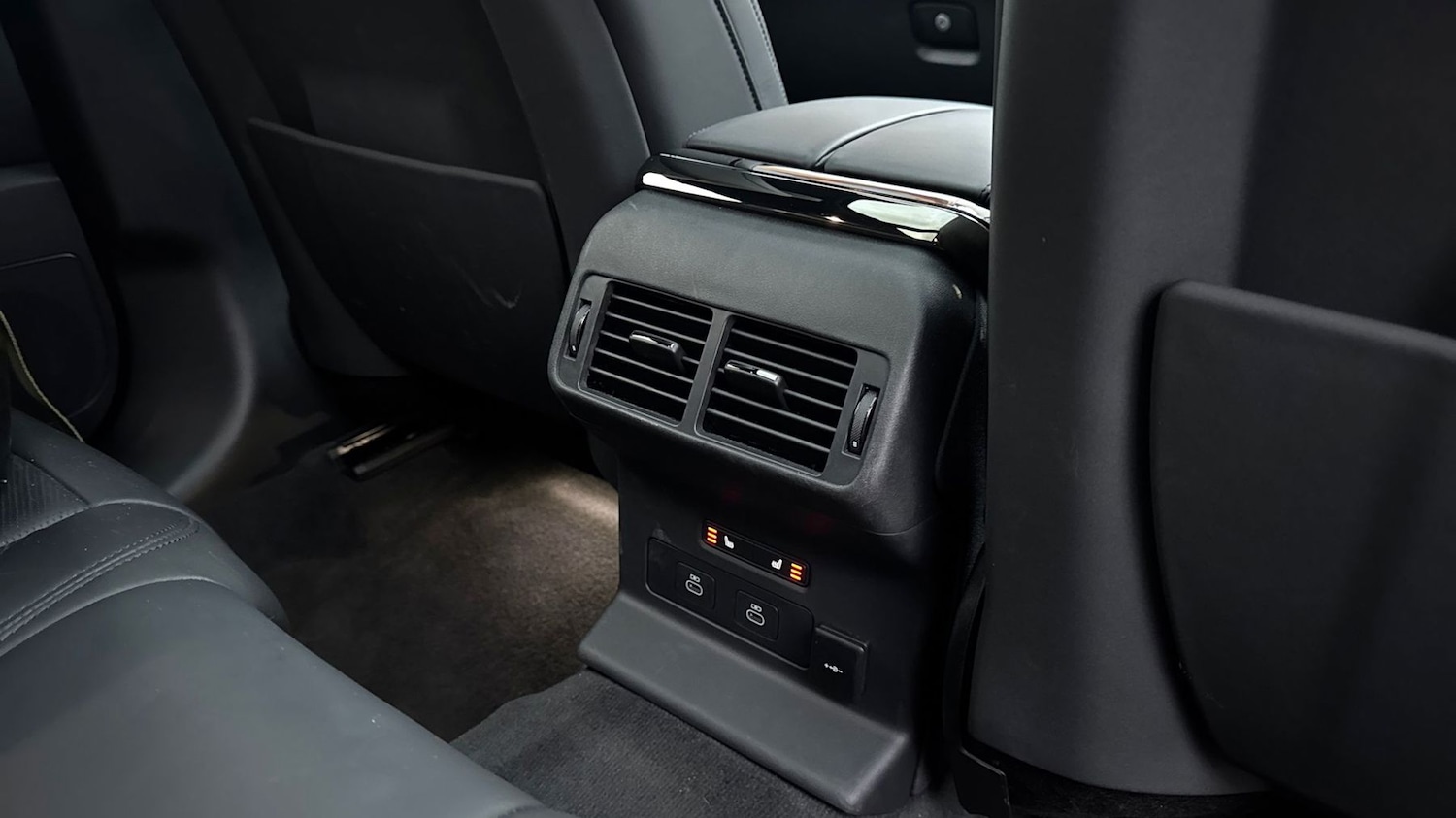 Used Land Rover Range Rover Velar 2025 for sale - 77193063: Photo 18