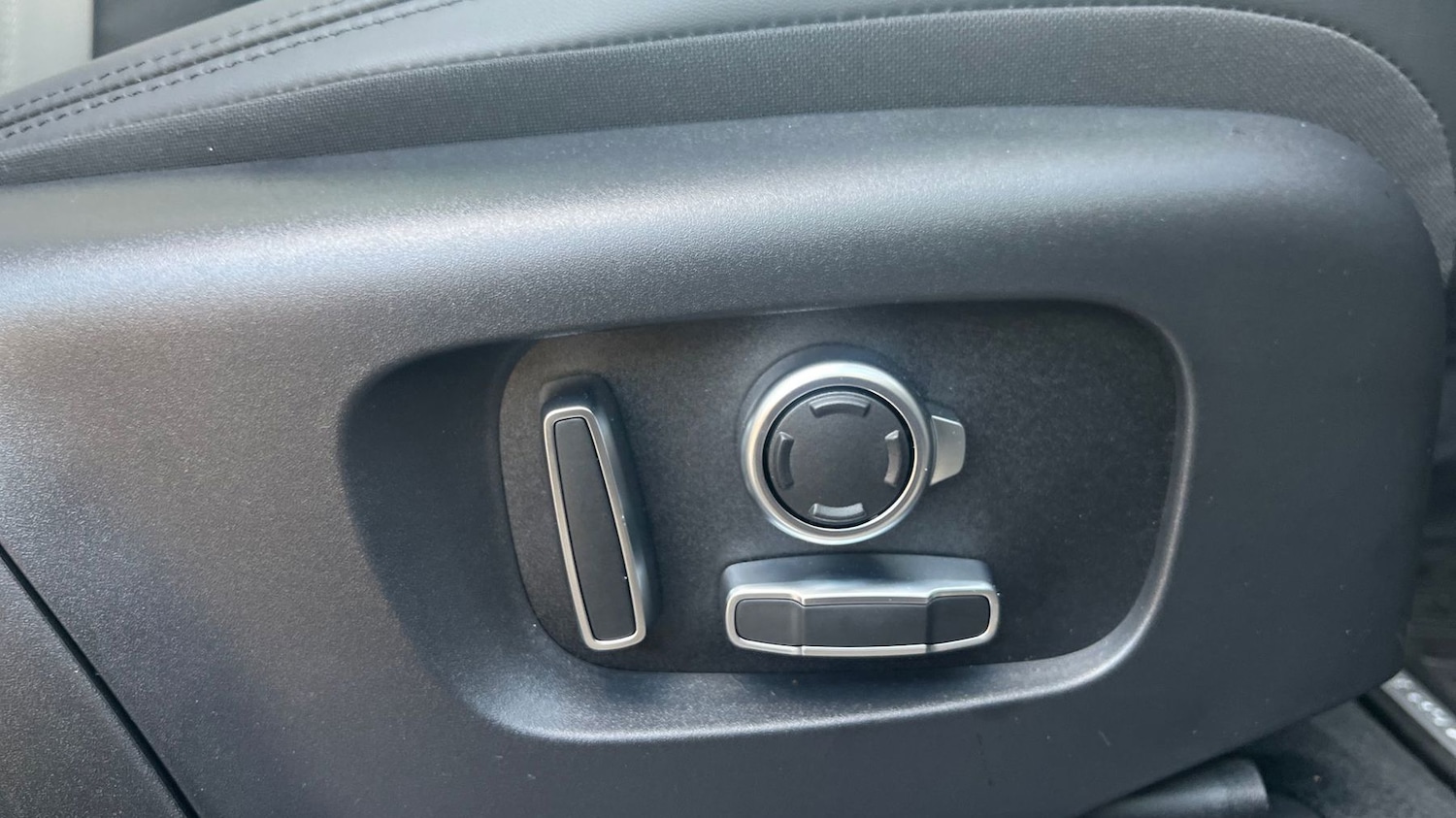 Used Land Rover Range Rover Evoque 2025 for sale - 76190654: Photo 23