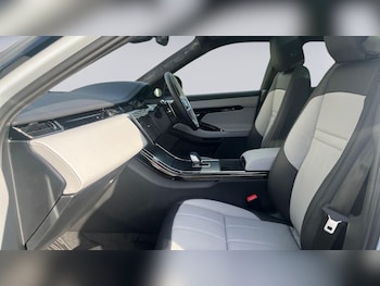 Used Land Rover Range Rover Evoque 2025 for sale - 76190654: Photo 3