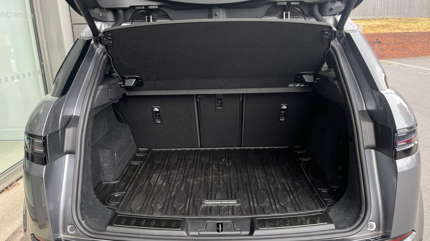Used Land Rover Range Rover Evoque 2025 for sale - 76110753: Photo 10