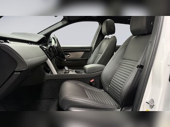 Used Land Rover Discovery Sport 2023 for sale - 76837689: Photo